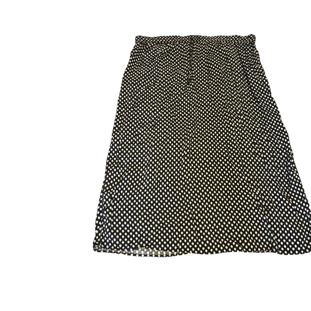 George Black and White Patterned Skirt. Size 4X.